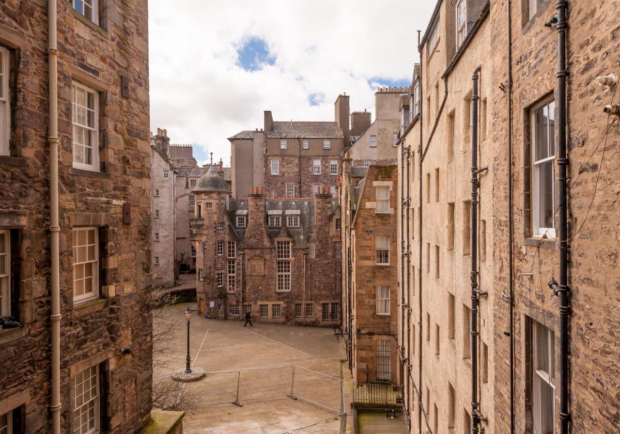 Apartmán Bank St Royal Mile Edinburgh Exteriér fotografie